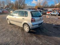 Gebraucht VW Polo Trendline 69 PS (50 kW) 2007 Silber Kleinwagen