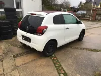Gebraucht Peugeot 108 Allure 82 PS (60 kW) 2014 Zu lackieren weiss 068 Kleinwagen