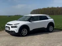 Second-hand Citroën C4 Shine 110 CP (80 kW) 2019 Alb Berlinǎ