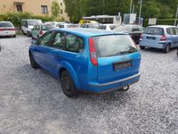 Gebraucht Ford Focus Trend 136 PS (100 kW) 2005 Blau metallic Kombi