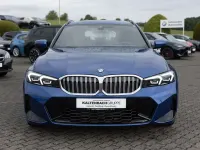 Gebraucht BMW 330 M Sport 286 PS (210 kW) 2022 Blau Kombi