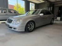 Gebraucht Mercedes E220 150 PS (110 kW) 2002 Brillantsilber Limousine