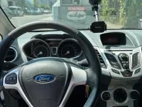 Gebraucht Ford Fiesta 82 PS (60 kW) 2009 Weiß Kleinwagen