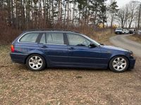 Gebraucht BMW 325 193 PS (141 kW) 2001 Blau Kombi