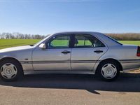 Gebraucht Mercedes C180 122 PS (89 kW) 1998 Silber Limousine