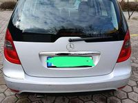 Gebraucht Mercedes A160 Avantgarde 95 PS (69 kW) 2010 Silber Limousine