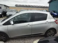 Gebraucht Toyota Yaris Comfort 90 PS (66 kW) 2017 Silber Limousine