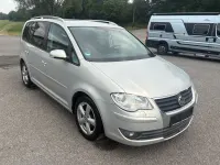 Gebraucht VW Touran United 140 PS (102 kW) 2009 Silber Van / Kleinbus