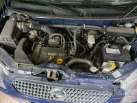 Gebraucht Opel Agila 58 PS (42 kW) 2001 Blau Van / Kleinbus