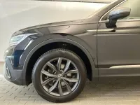 Gebraucht VW Tiguan Allspace Life 150 PS (110 kW) 2023 Schwarz SUV