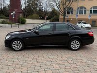 Second-hand Mercedes E220 170 CP (125 kW) 2010 Negru Berlinǎ
