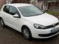Gebraucht VW Golf VII 75 PS (55 kW) 2012 Weiß Limousine