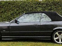 Gebraucht BMW 325 Cabriolet 192 PS (141 kW) 1994 Schwarz Cabrio