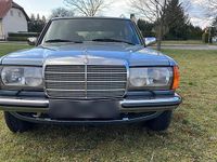 Gebraucht Mercedes 200 108 PS (79 kW) 1984 Blau Kombi