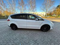 Gebraucht Ford S-MAX Titanium 140 PS (102 kW) 2012 Frostweiß Van / Kleinbus