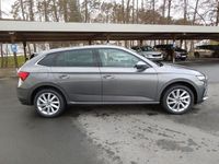 Neu Skoda Scala 150 PS (110 kW) 2026 Grau Kleinwagen