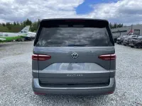 Neu VW Multivan Life 150 PS (110 kW) 2025 Grau, indiumgrau metallic (x3) Van / Kleinbus