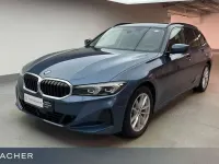 Gebraucht BMW 320 Comfort Edition 190 PS (139 kW) 2025 Arctic race blue metallic Kombi