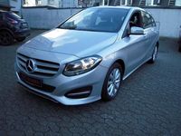 Gebraucht Mercedes B180 122 PS (89 kW) 2017 Polarsilber  metalliclack Van / Kleinbus