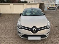 Gebraucht Renault Clio IV Initiale Paris 118 PS (86 kW) 2017 Beige Kleinwagen