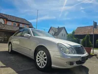 Gebraucht Mercedes E200 Elegance 163 PS (119 kW) 2003 Silber Limousine
