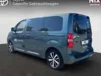 Gebraucht Toyota Proace Verso 180 PS (132 kW) 2026 Grün Kombi