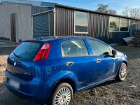 Gebraucht Fiat Punto 77 PS (56 kW) 2008 Blau Kleinwagen