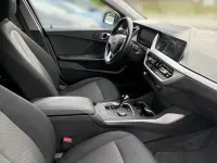 Gebraucht BMW 118 Advantage 136 PS (100 kW) 2023 Weiß Limousine