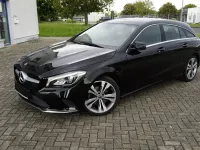 Gebraucht Mercedes CLA200 156 PS (114 kW) 2017 Schwarz Coupé
