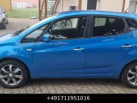 Gebraucht Hyundai ix20 Passion 90 PS (66 kW) 2017 Blau Kleinwagen