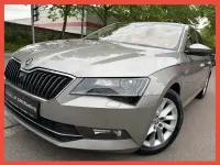 Gebraucht Skoda Superb Style 150 PS (110 kW) 2018 Grün Limousine