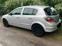 Gebraucht Opel Astra 116 PS (85 kW) 2007 Silber Limousine