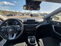 Gebraucht Kia Ceed Edition 7 101 PS (74 kW) 2019 Weiß Kleinwagen