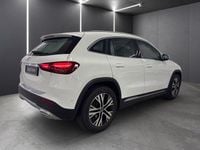 Gebraucht Mercedes GLA200 Progressive 163 PS (119 kW) 2024 Unilack polarweiß SUV