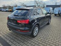 Gebraucht Audi Q3 Basis 150 PS (110 kW) 2016 Schwarz SUV