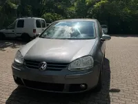 Używany VW Golf V 75 KM (55 kW) 2006 Szary Hatchback