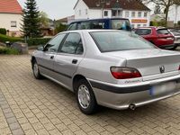 Gebraucht Peugeot 406 90 PS (66 kW) 1998 Silber Limousine