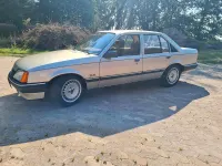 Gebraucht Opel Rekord 100 PS (73 kW) 1986 Gold Limousine