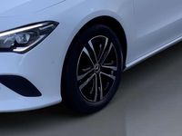 Gebraucht Mercedes CLA200 Progressive 150 PS (110 kW) 2023 Weiß Limousine
