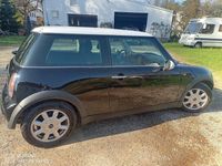 Second-hand Mini Cooper 115 CP (84 kW) 2002 Negru Hatchback