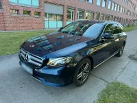 Gebraucht Mercedes E220 194 PS (142 kW) 2017 Blau Kombi