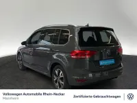 Gebraucht VW Touran Highline 150 PS (110 kW) 2023 Delfingrau metallic Van / Kleinbus