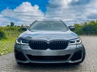 Gebraucht BMW 530 M Sport 245 PS (180 kW) 2023 Grau Kombi