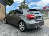 Gebraucht Mercedes 180 Urban 122 PS (89 kW) 2017 Grau Limousine