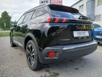 Gebraucht Peugeot e-2008 GT 100 kW (136 PS) 2022 Schwarz perla nera SUV