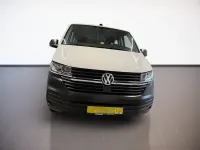 Gebraucht VW Caravelle Trendline 150 PS (110 kW) 2022 Weiss Van