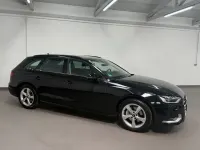 Używany Audi A4 Advanced 204 KM (150 kW) 2022 Czarny Sedan/Limuzyna