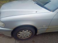 Gebraucht Mercedes C280 197 PS (144 kW) 1997 Silber Kombi