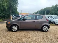 Gebraucht Mitsubishi Colt 95 PS (69 kW) 2011 Granitbraun (m) Kleinwagen