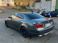 Gebraucht BMW 525 177 PS (130 kW) 2004 Grau Limousine